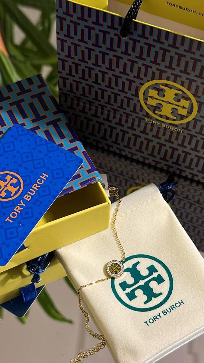 اسوارة TORY BURCH