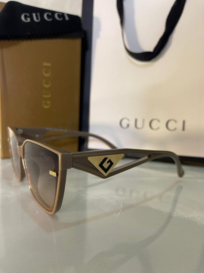 نظاره GUCCI